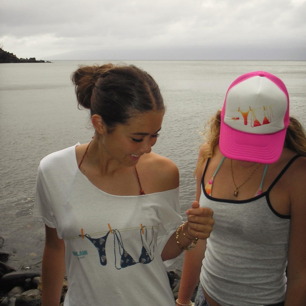 Hebrew Cone Shell Bikini T-Shirt - Unisex