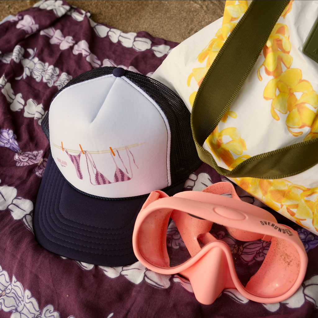 Crown Flower Lei BikiniTrucker Hata